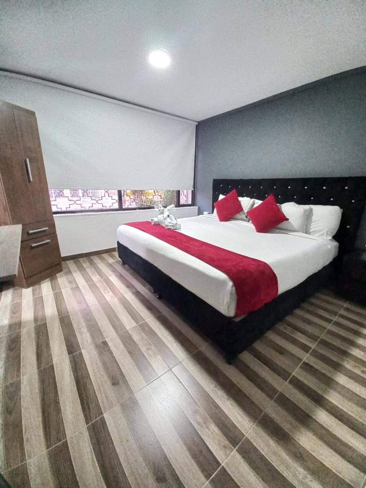 Aw Hotel American Travel Богота Экстерьер фото