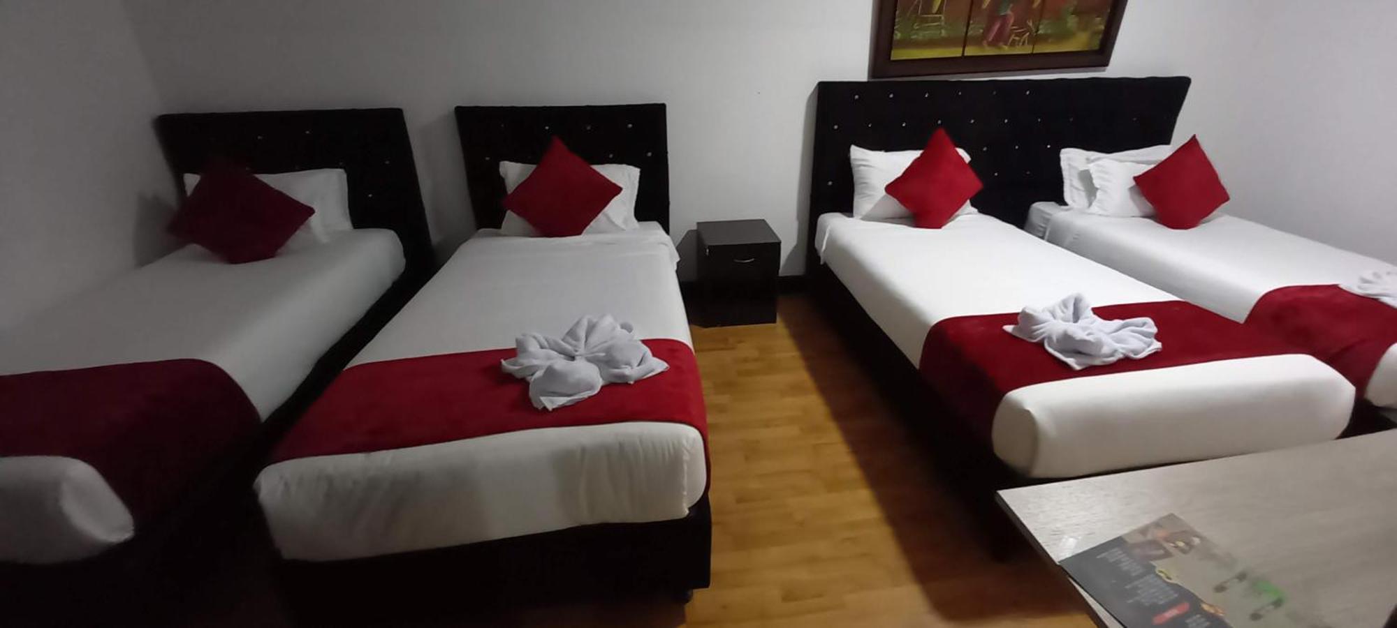 Aw Hotel American Travel Богота Экстерьер фото